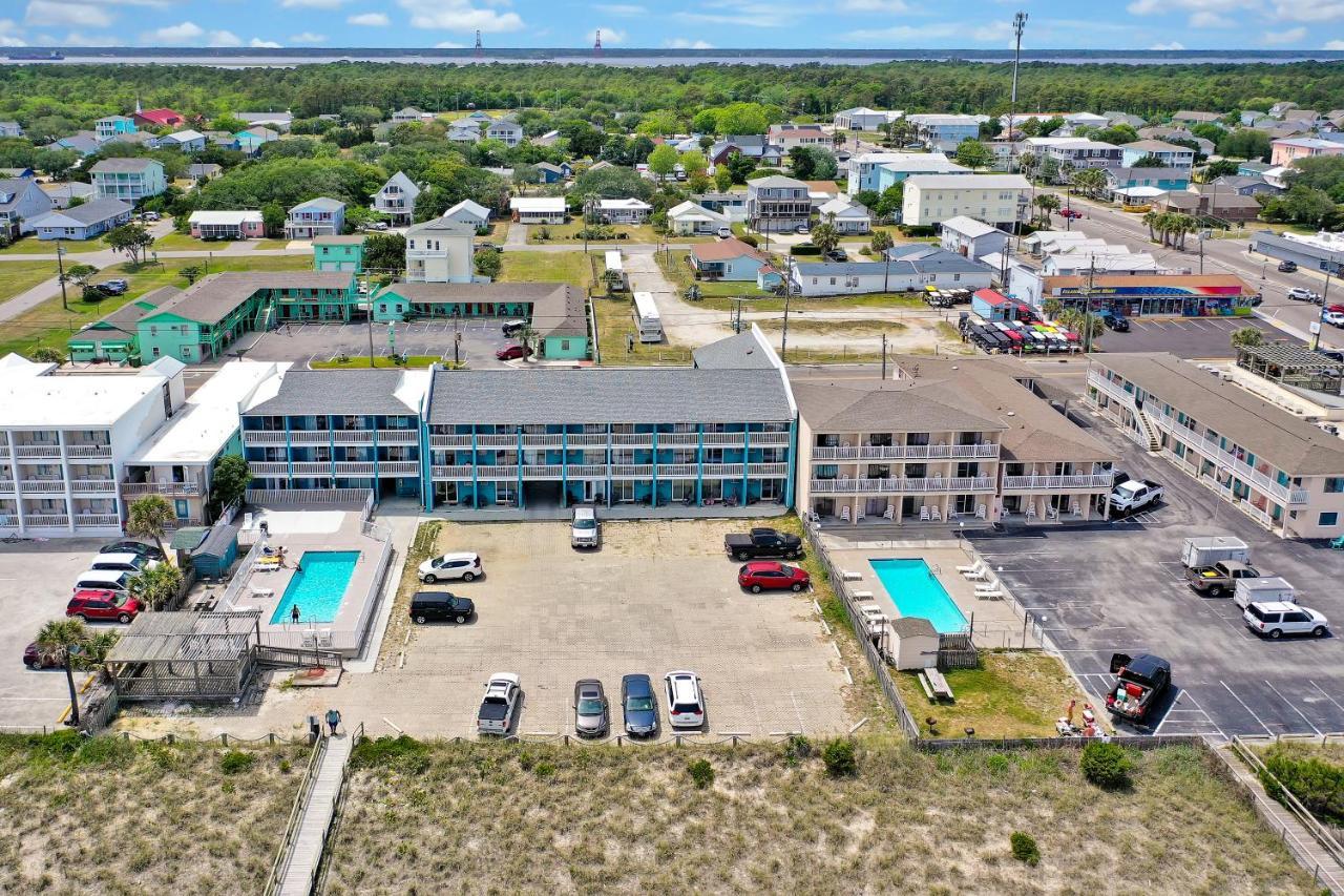 Admiral'S Quarters Motel Kure Beach Dış mekan fotoğraf