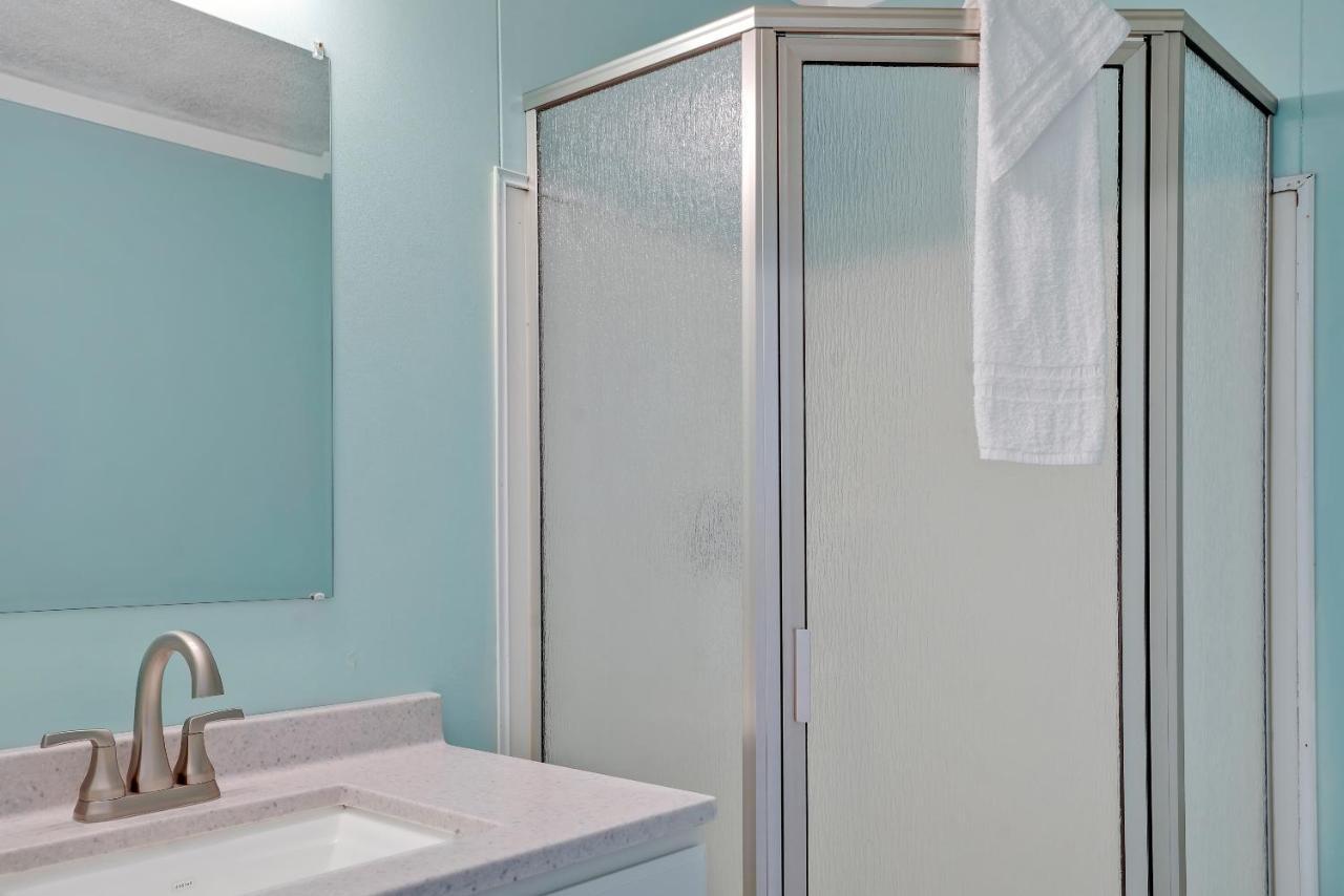 Admiral'S Quarters Motel Kure Beach Dış mekan fotoğraf